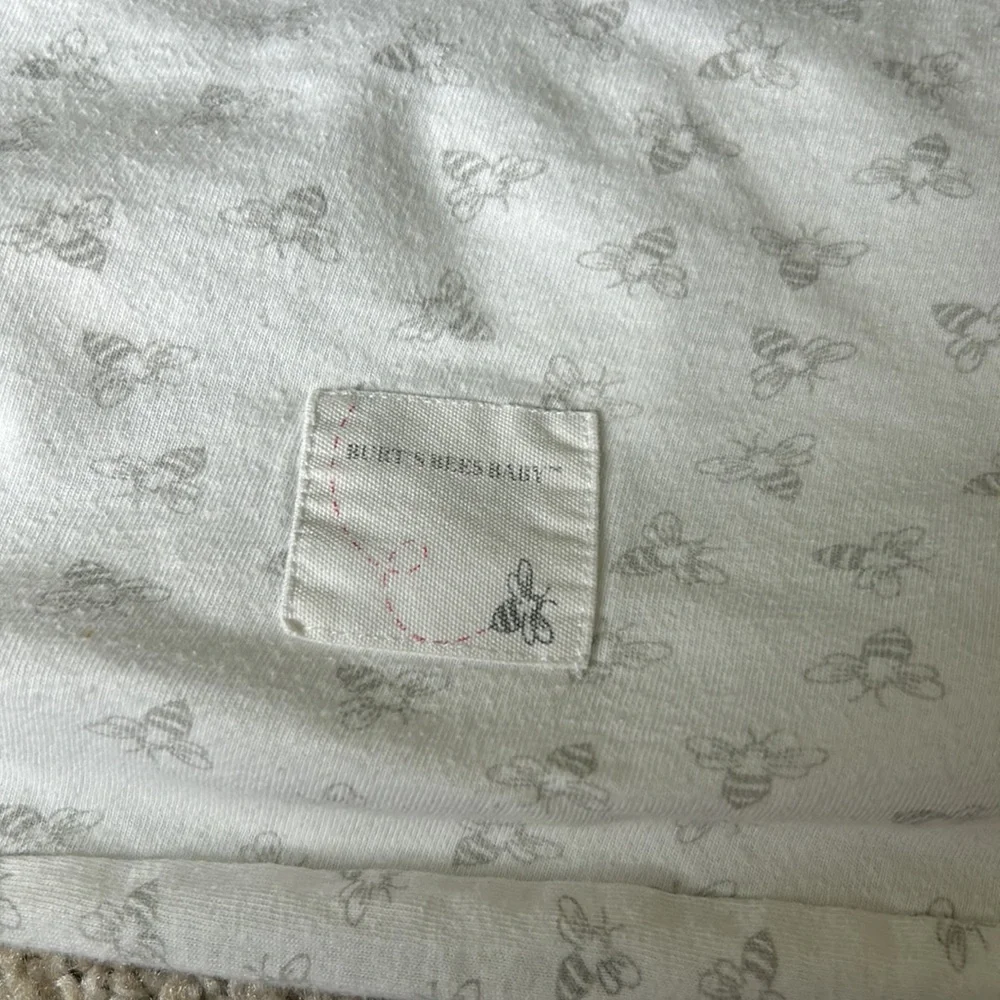 Burts Bees Bundle Bee Keeper Sleep Sack, Organic Crib Sheet & Onsie 6-12 Months - Picture 14 of 16